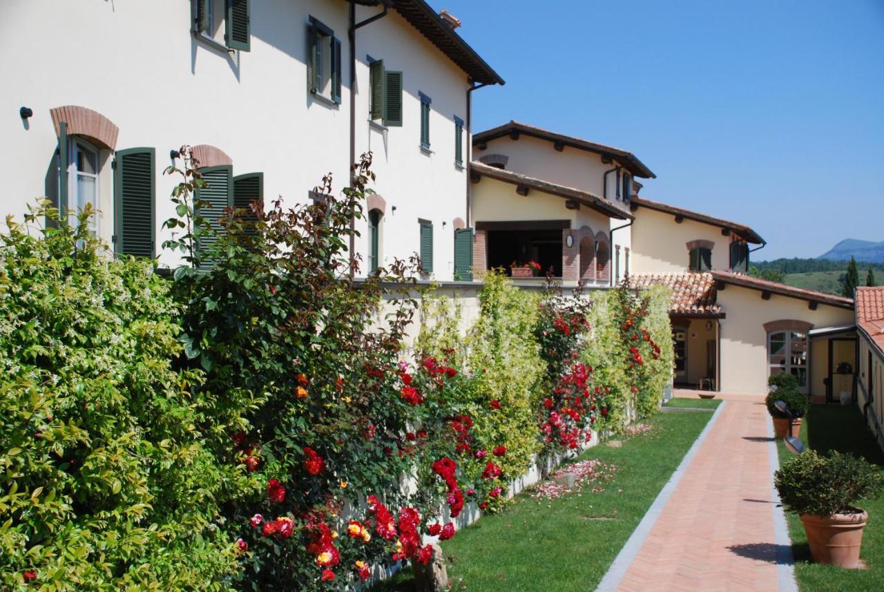 Tenuta Borgo San Michele Губио Екстериор снимка