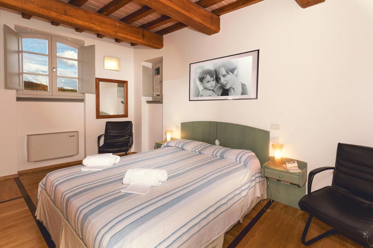 Tenuta Borgo San Michele Губио Екстериор снимка
