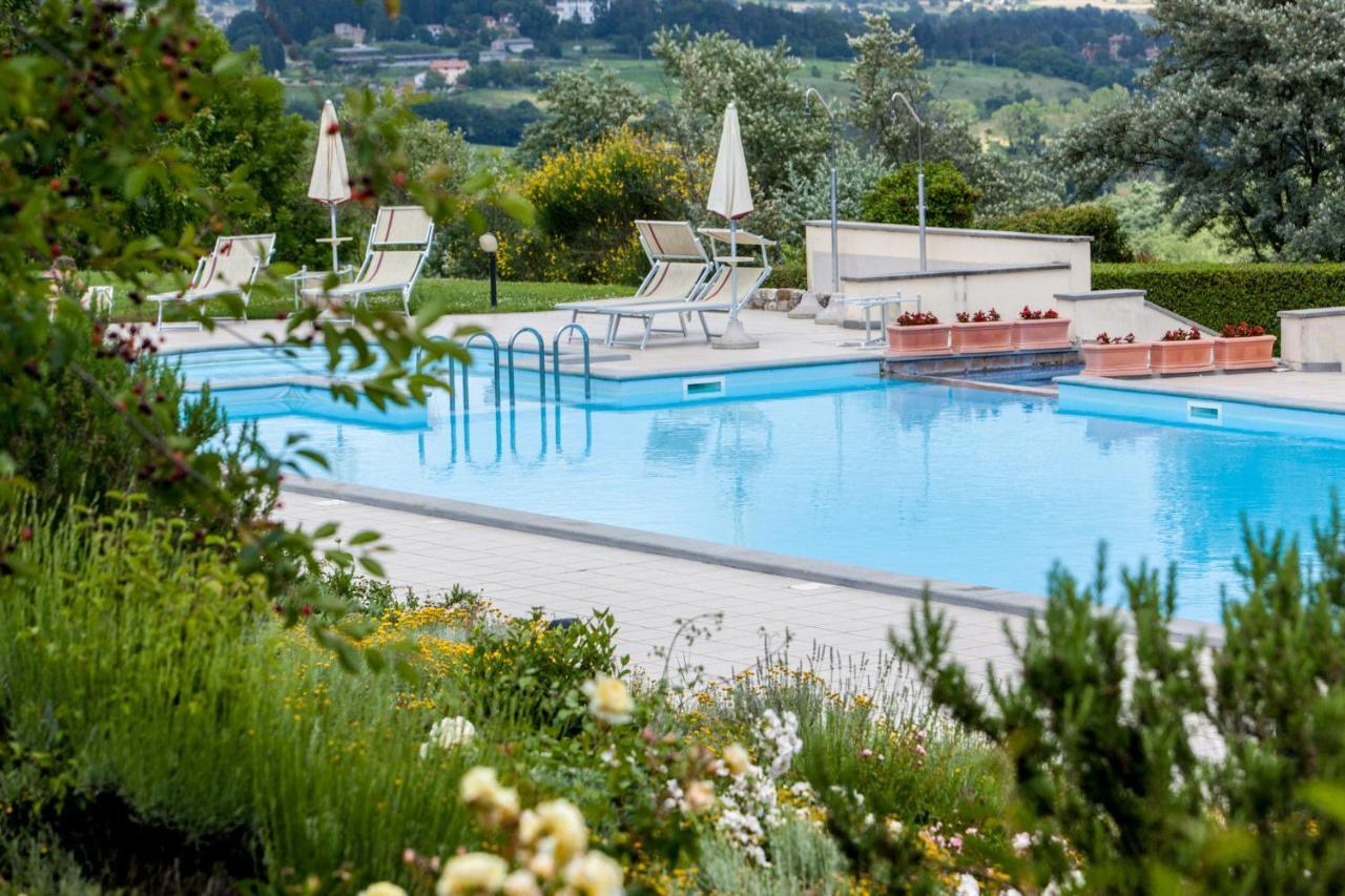 Tenuta Borgo San Michele Губио Екстериор снимка