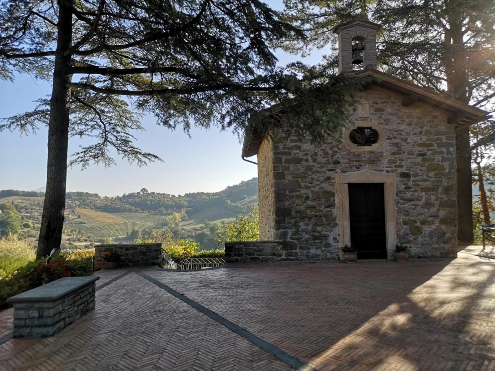 Tenuta Borgo San Michele Губио Екстериор снимка