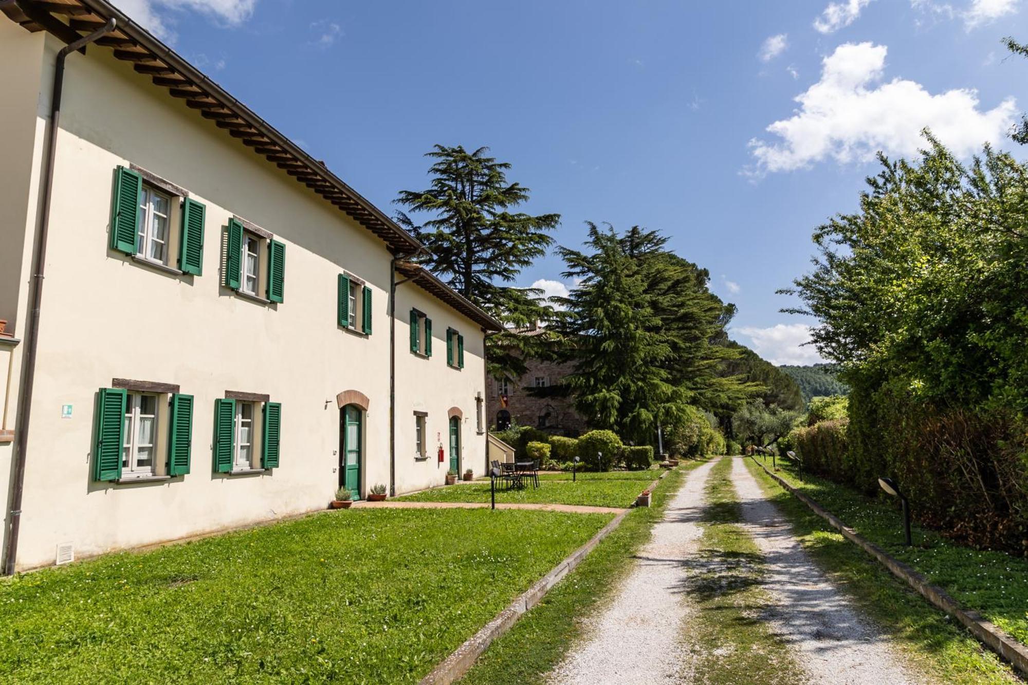Tenuta Borgo San Michele Губио Екстериор снимка