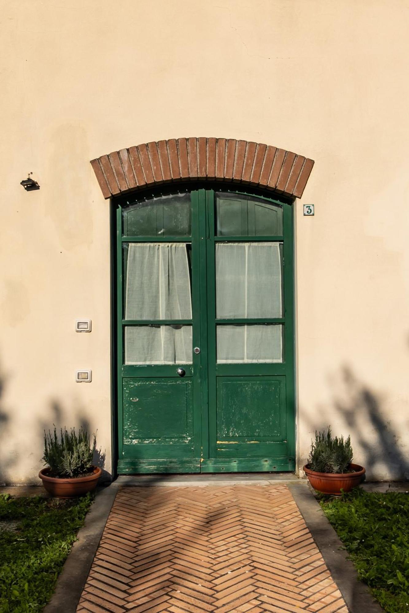 Tenuta Borgo San Michele Губио Екстериор снимка