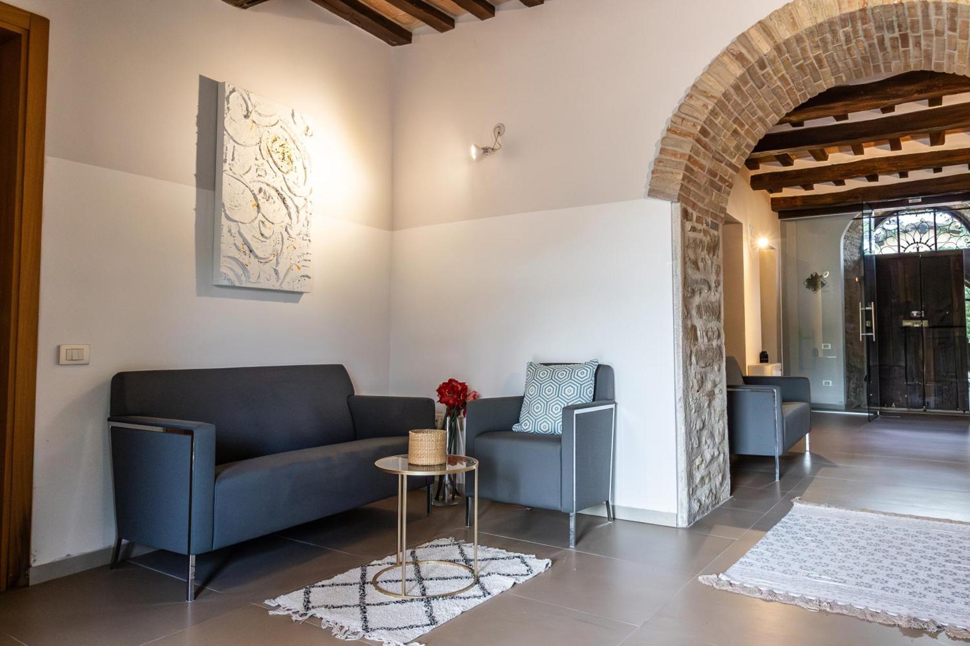 Tenuta Borgo San Michele Губио Екстериор снимка