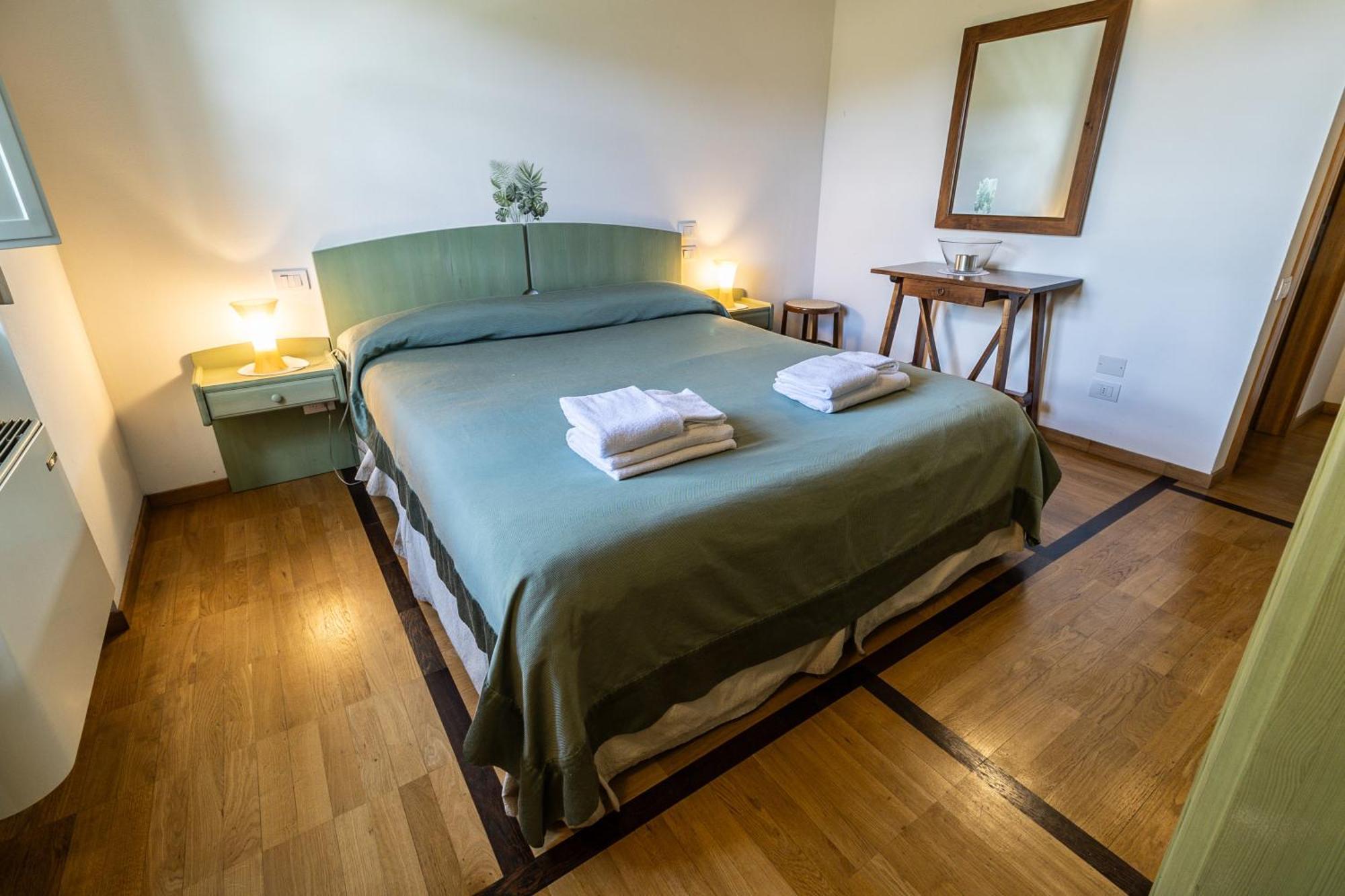 Tenuta Borgo San Michele Губио Екстериор снимка