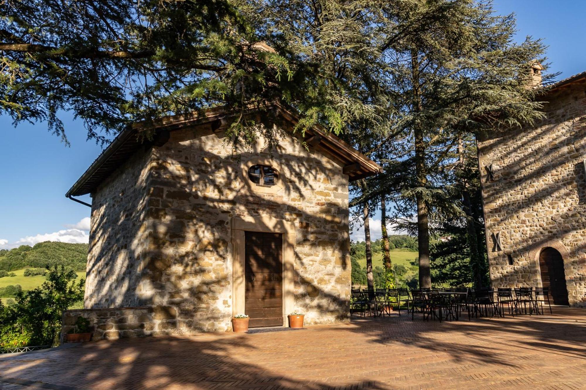 Tenuta Borgo San Michele Губио Екстериор снимка